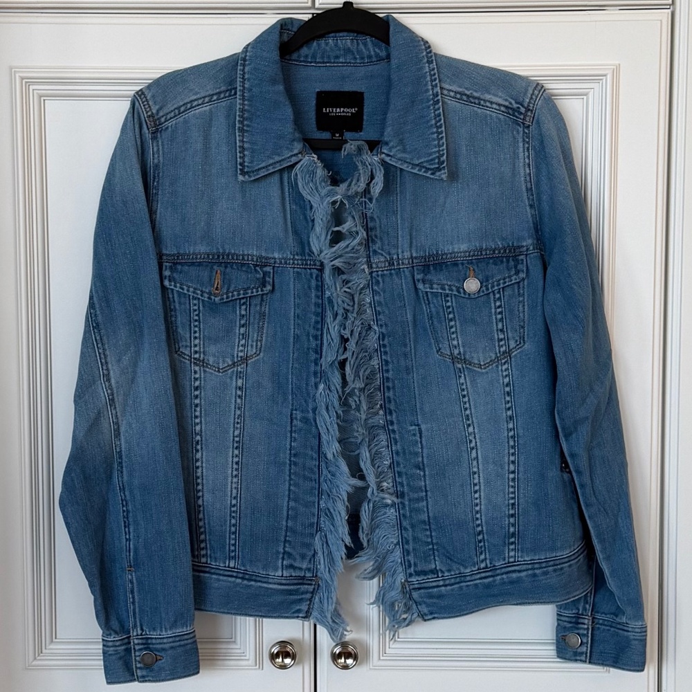 👖 Liverpool Los Angeles Distressed Denim Jacket – Size Medium – Like New
